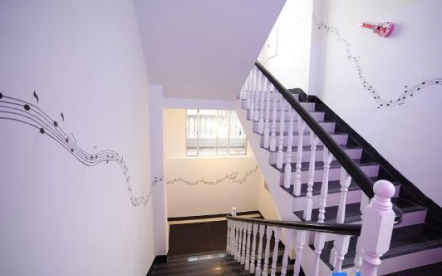 Aichao Qingqing Love Theme Inn