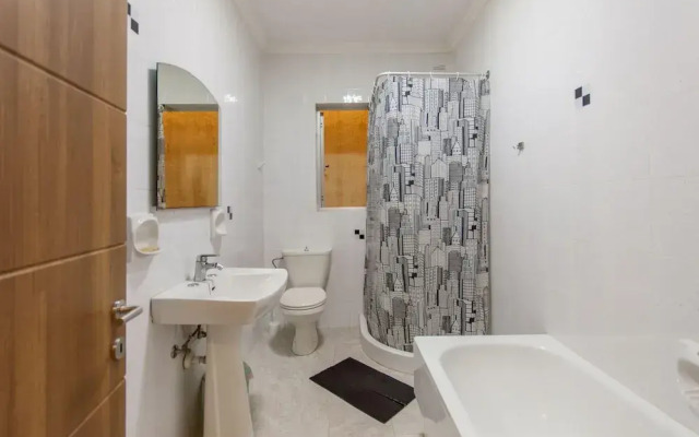 Merill Pool and Sea Charming Apart 1