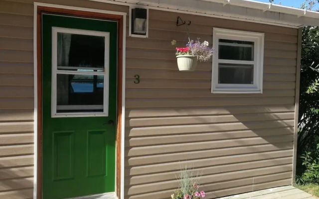 Knotty Pine Cottages