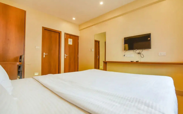 Fabhotel Dream Plaza