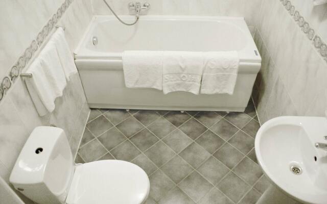 Отель Olevi Residents