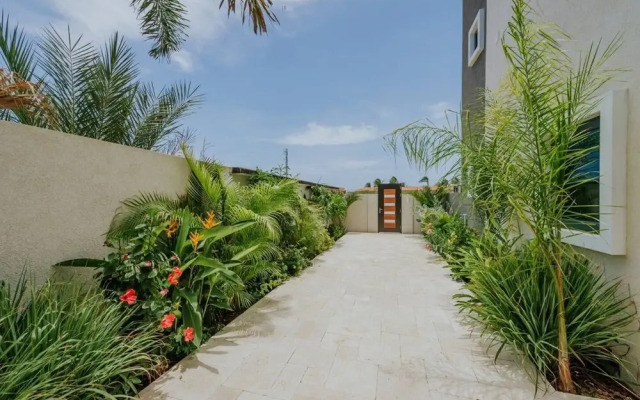 Waykiri Unit A-04, Luxurious New Apartment