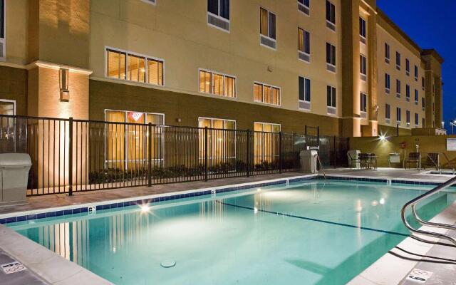 Hampton Inn & Suites Pittsburg, CA