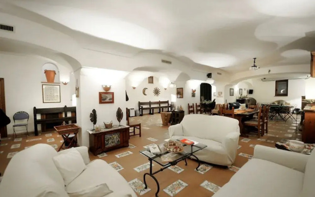 Villa Angelo