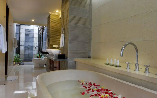 The Khayangan Dreams Villa, Seminyak