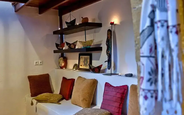 Traditional Cretan Stone House 2