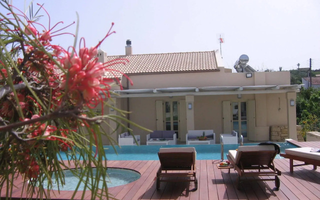 Geraniotis Hotel & Resort