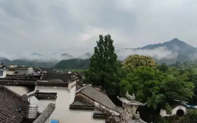 Xunmeng Huizhou Inn