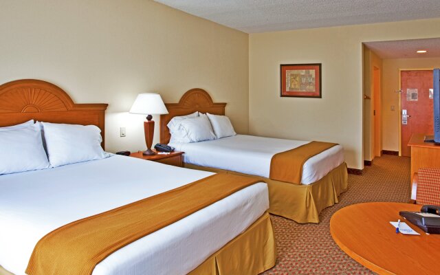 Holiday Inn Express Hotel & Suites Spring Hill, an IHG Hotel