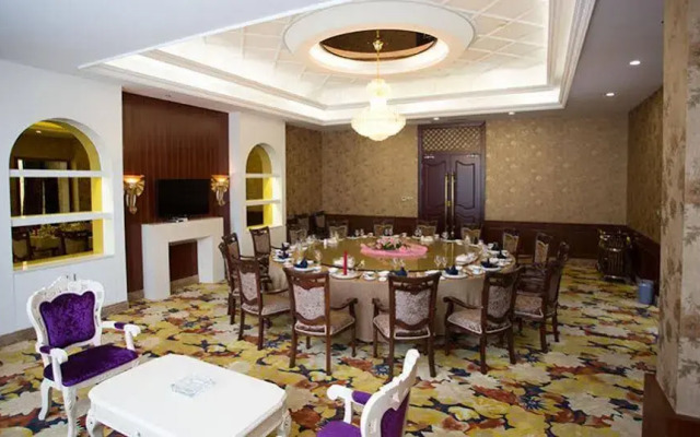 Huashuiwan No. 1 Hot Spring Hotel