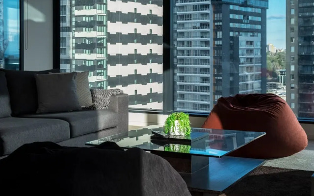 Roomerang at Eureka Tower