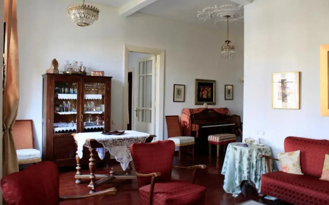 The Emerald City Central Apartment, 2-bdrms