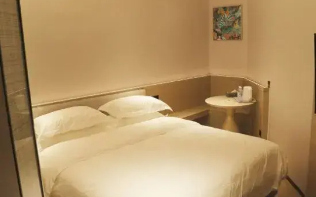 Wuhai Yingpu Yazhi Hotel