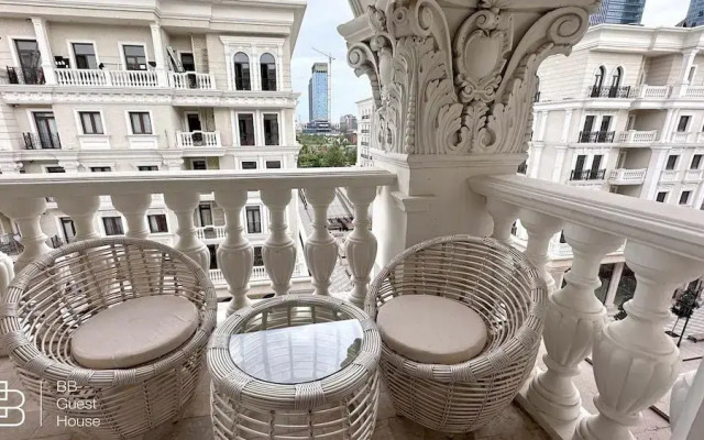 Boulevard Residence