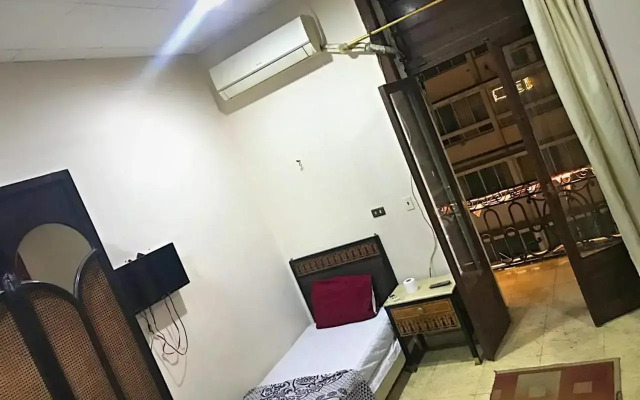 One Season Hostel