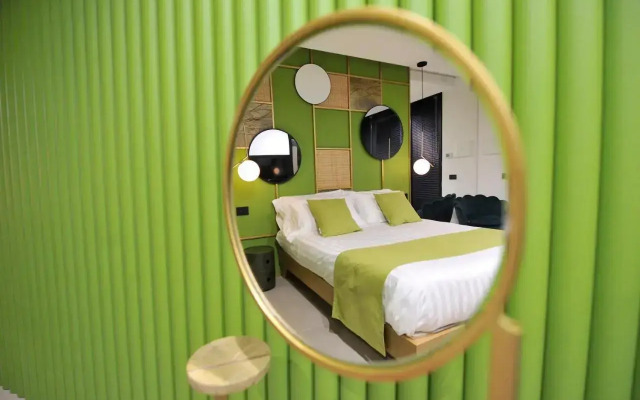 Emesh Boutique Suite