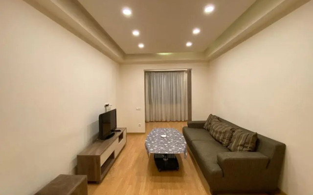 Northern Avenue, 2 bedrooms Modern, Beautiful apartment PU383