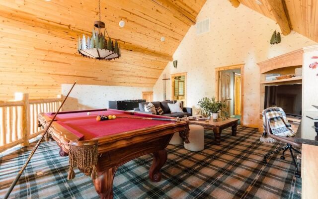 Evergreen Dr - Grizzly