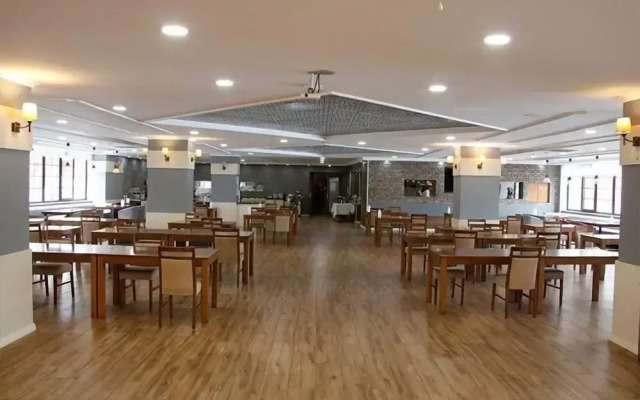 Hizel Hotel