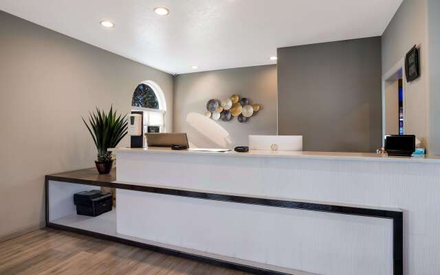 Best Western Grants Inn