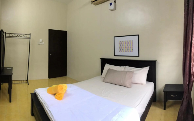 Lepak-Lepak Homestay @Alor Akar Kuantan – Guest Rooms – Kuantan