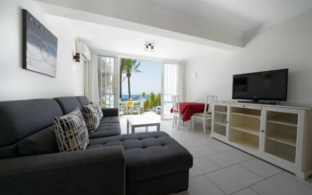 Ocean view apartments Las Flores I