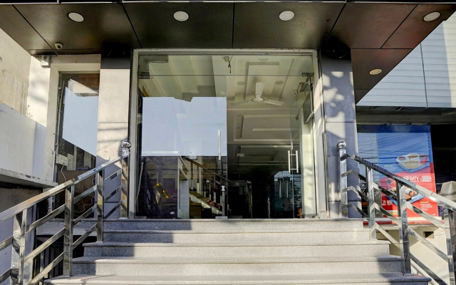 Parjaat Residency