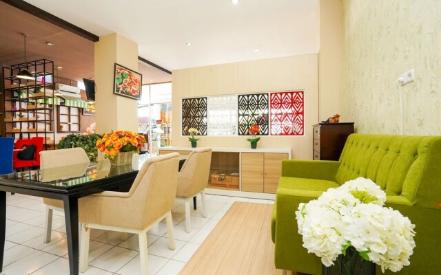 Kupang Gunung Residence by OYO Rooms