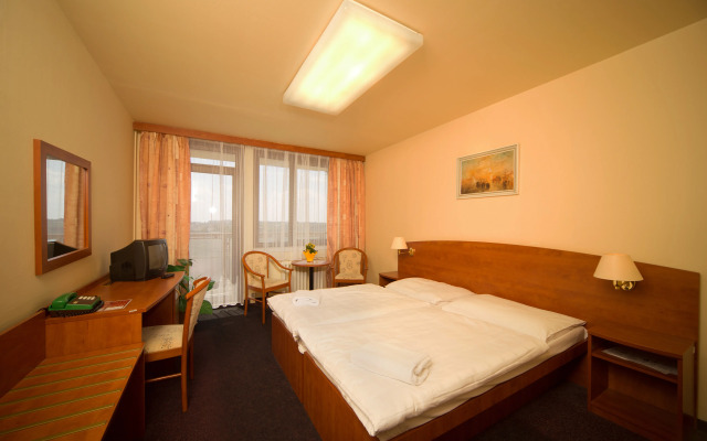 Hotel Krystal
