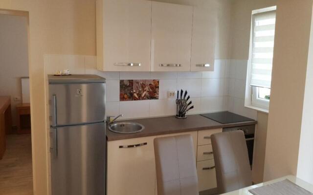 Sea View Apartments Nina - AE1021