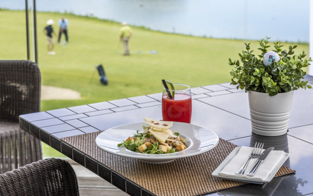 Crowne Plaza Caparica Lisbon by IHG