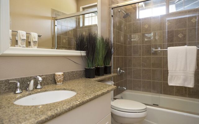 N Kaniku Unit 2002 - 3 Br Townhouse