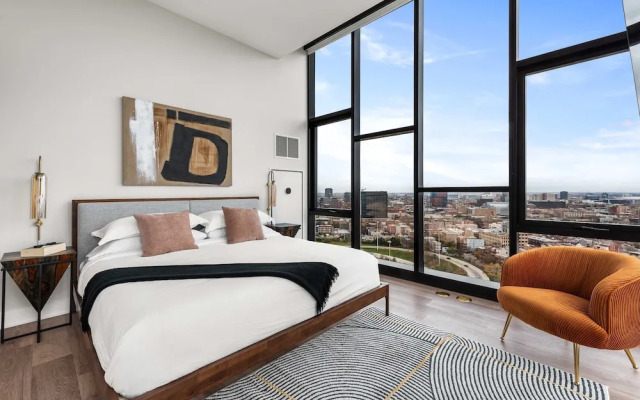 Group Escape 2 Luxury 3BR Penthouses