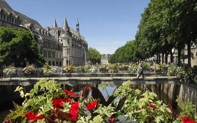Apartment, Quimper
