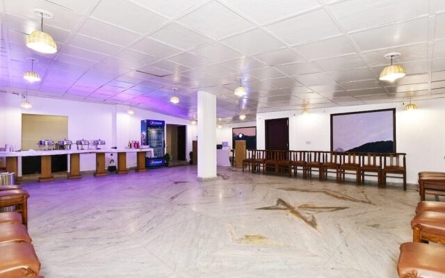 Hotel Divyansh By VRB Hotels