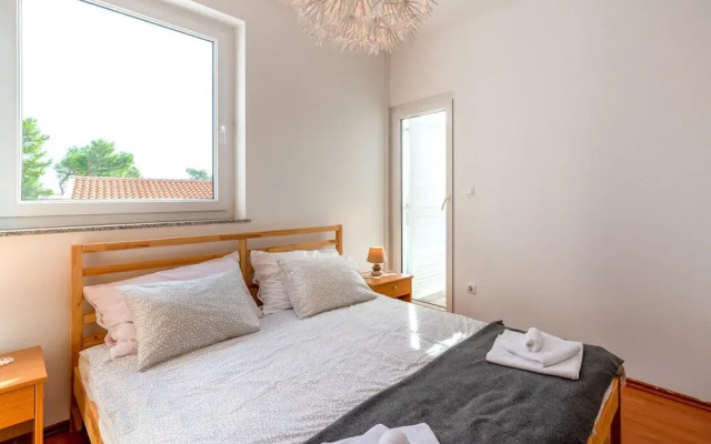 Awesome Apartment in Seline With 1 Bedrooms and Wifi