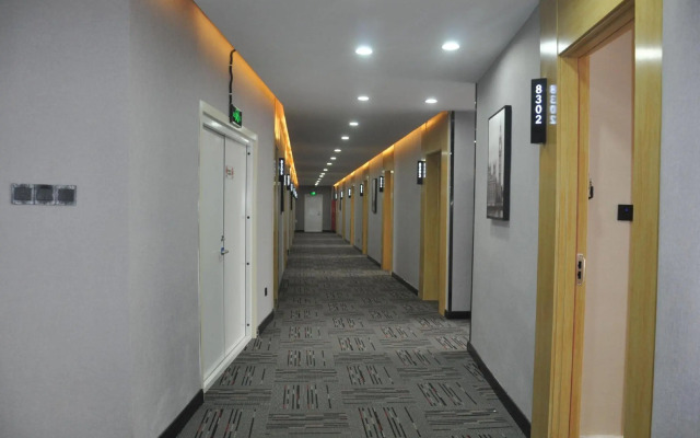 Lushang Spring Lake Resort