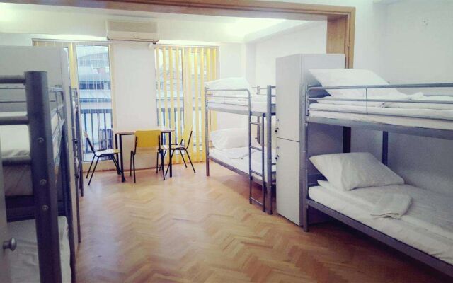 Sleep Inn Hostel