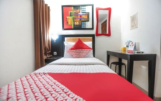 OYO 161 DC Hotel Utan Kayu
