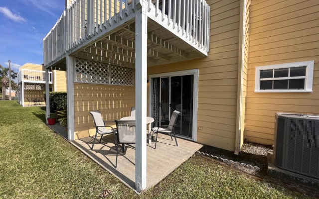 Magical 3 Bed Condo at Sweetwater Club