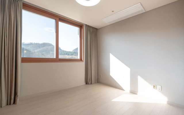 Elysian Gangchon Resort