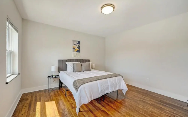 FRONTDESK 2622 Victory Pkwy Apts Cincinnati