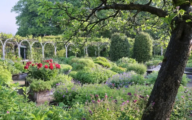 Abbey House Gardens