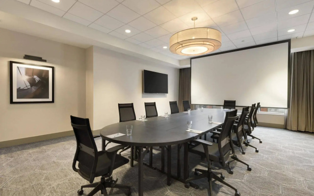 Hampton Inn Chicago West Loop Fulton Market Area