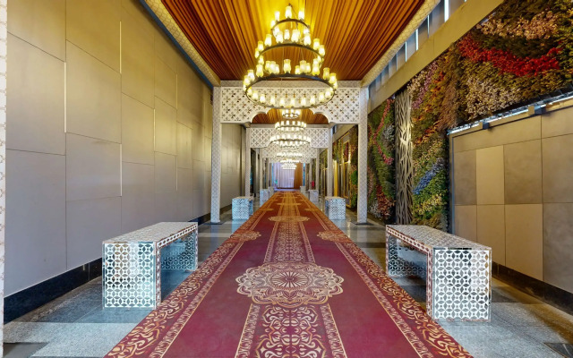 Radisson Blu Towers Kaushambi Delhi NCR