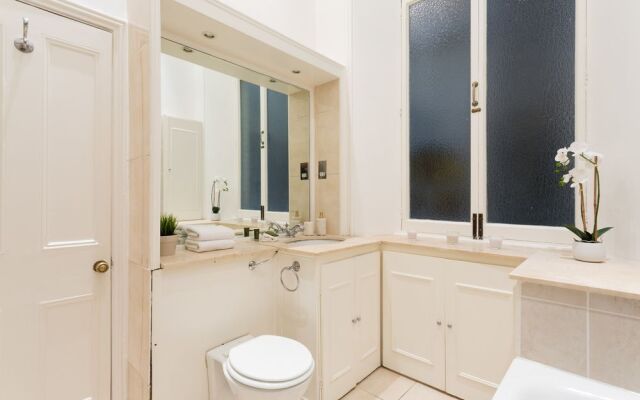 Luxurious Central 3BR Flat in Westminster