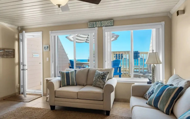 111 The Shores