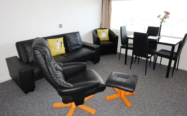 Devoncoast Seaview Apartments