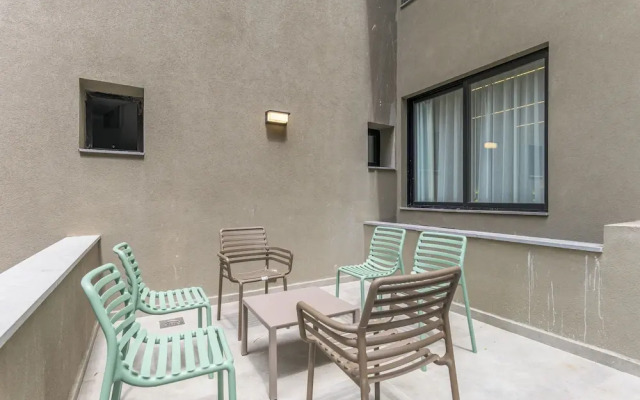 CityZen - Boutique Studios in Achrafieh