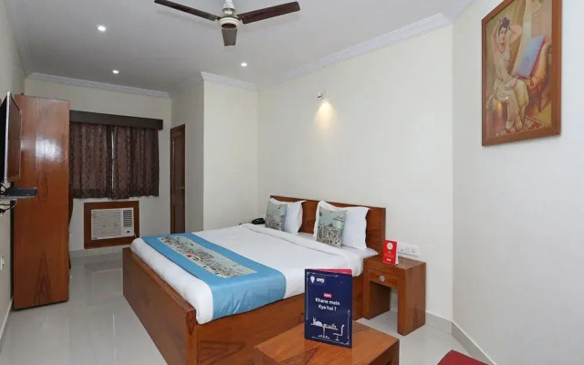 OYO 10608 Hotel City Palace